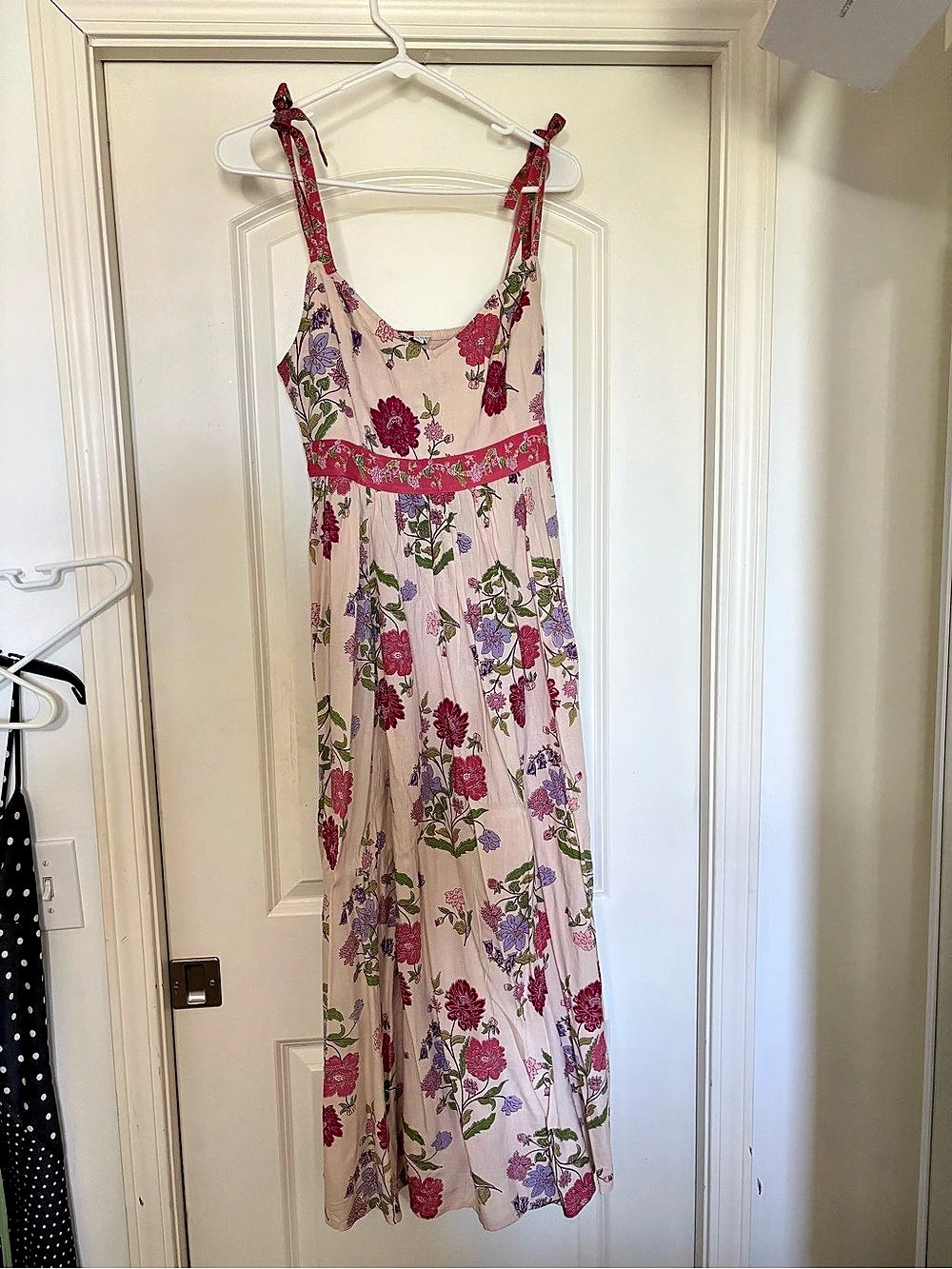 Floral Maxi Dress in Pink & White Like New
